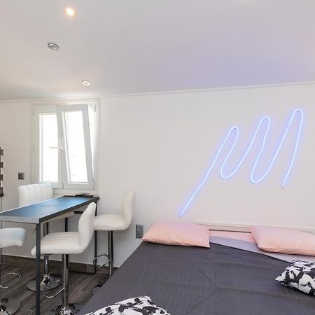 Corfu Downtown Suites Ngoại thất bức ảnh