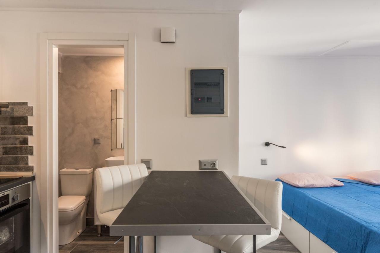 Corfu Downtown Suites Ngoại thất bức ảnh