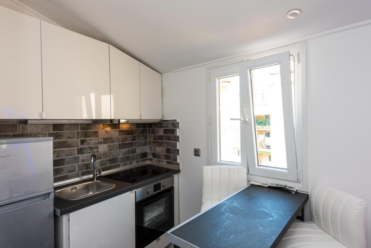 Corfu Downtown Suites Ngoại thất bức ảnh